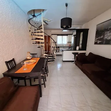 Krokida Unique Apt Corinth Exterior photo